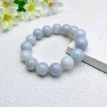 alt="big jade pure bracelet effect"