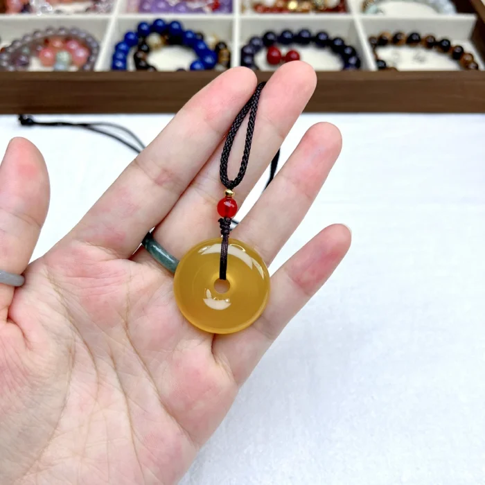 alt="yellow chalcedony necklace 30mm photo"