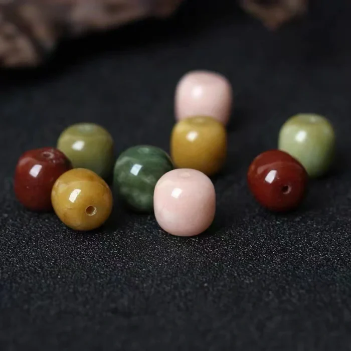 alt="nature colored agate beads"